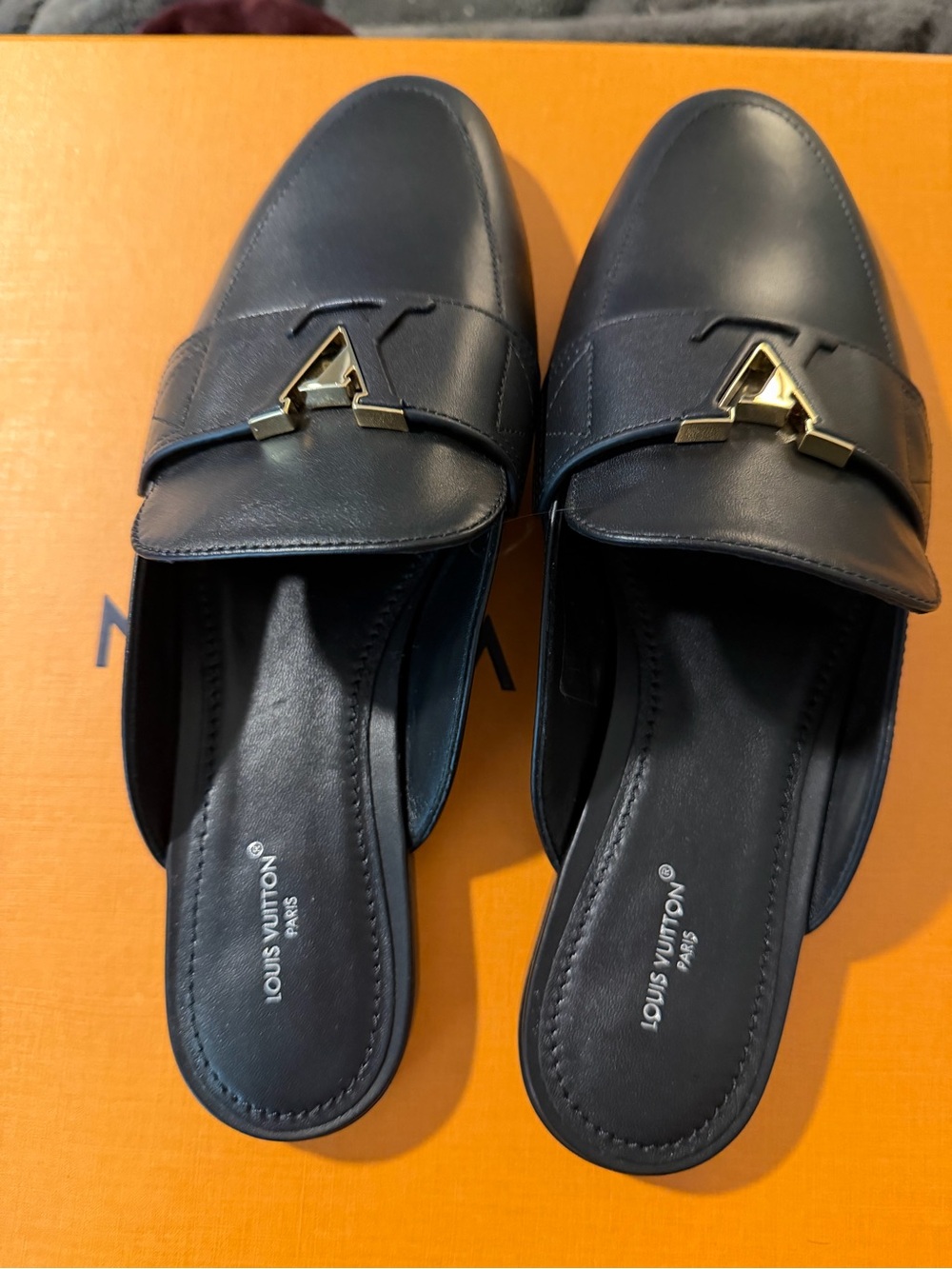 Louis Vuitton Mare Open Back Loafer Size 40 new never worn